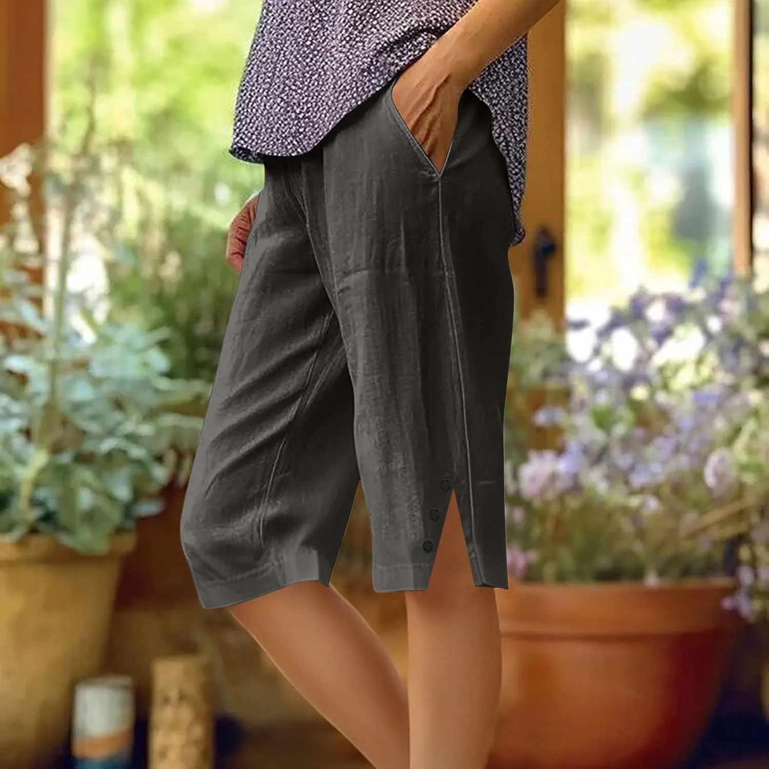 Bermuda Shorts for Women Knee Length Elastic Waist Linen Capris Casual Summer Straight Leg Beach Shorts