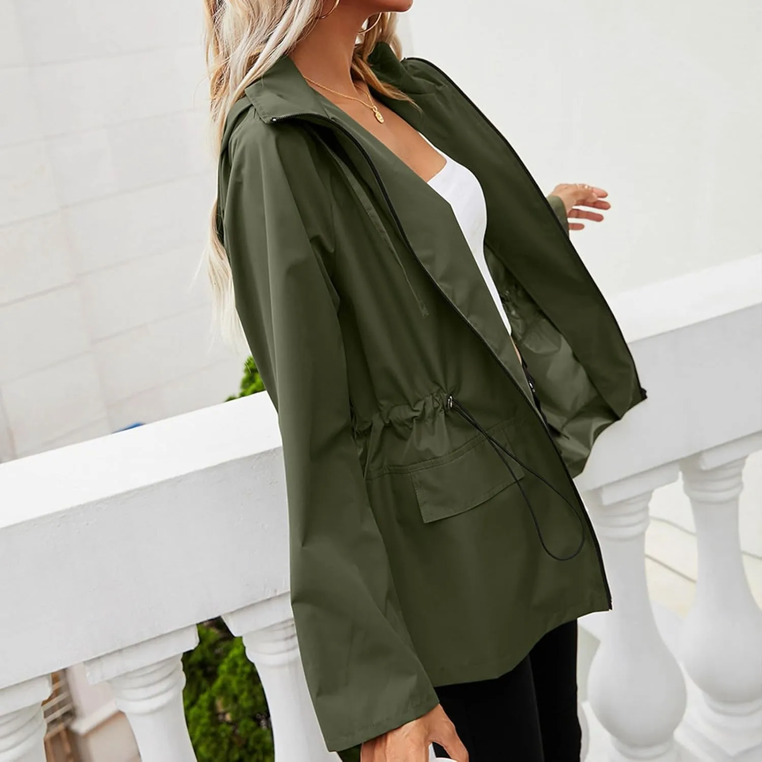 Rain Jacket Women Waterproof Raincoat Lightweight Rain Coats Hooded Windbreaker with Pocket for Outdoor Hiking Travel