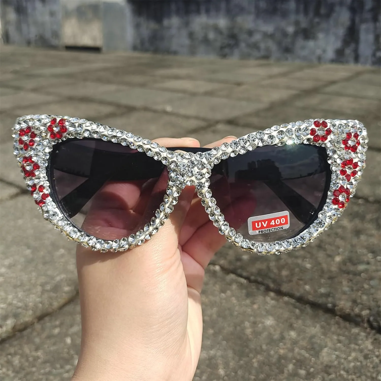willochra Oversized Diamond Sunglasses Women Rhinestone Cat Eye Sunglasses Vintage Men bling party sunglasses Eyewear