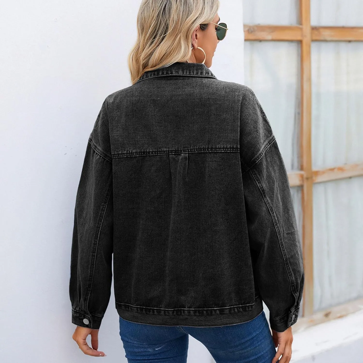 Womens Denim Jacket 2024 Button Up Distressed Jean Jackets Vintage Western Boyfriend Lightweight Coat with Pocket
