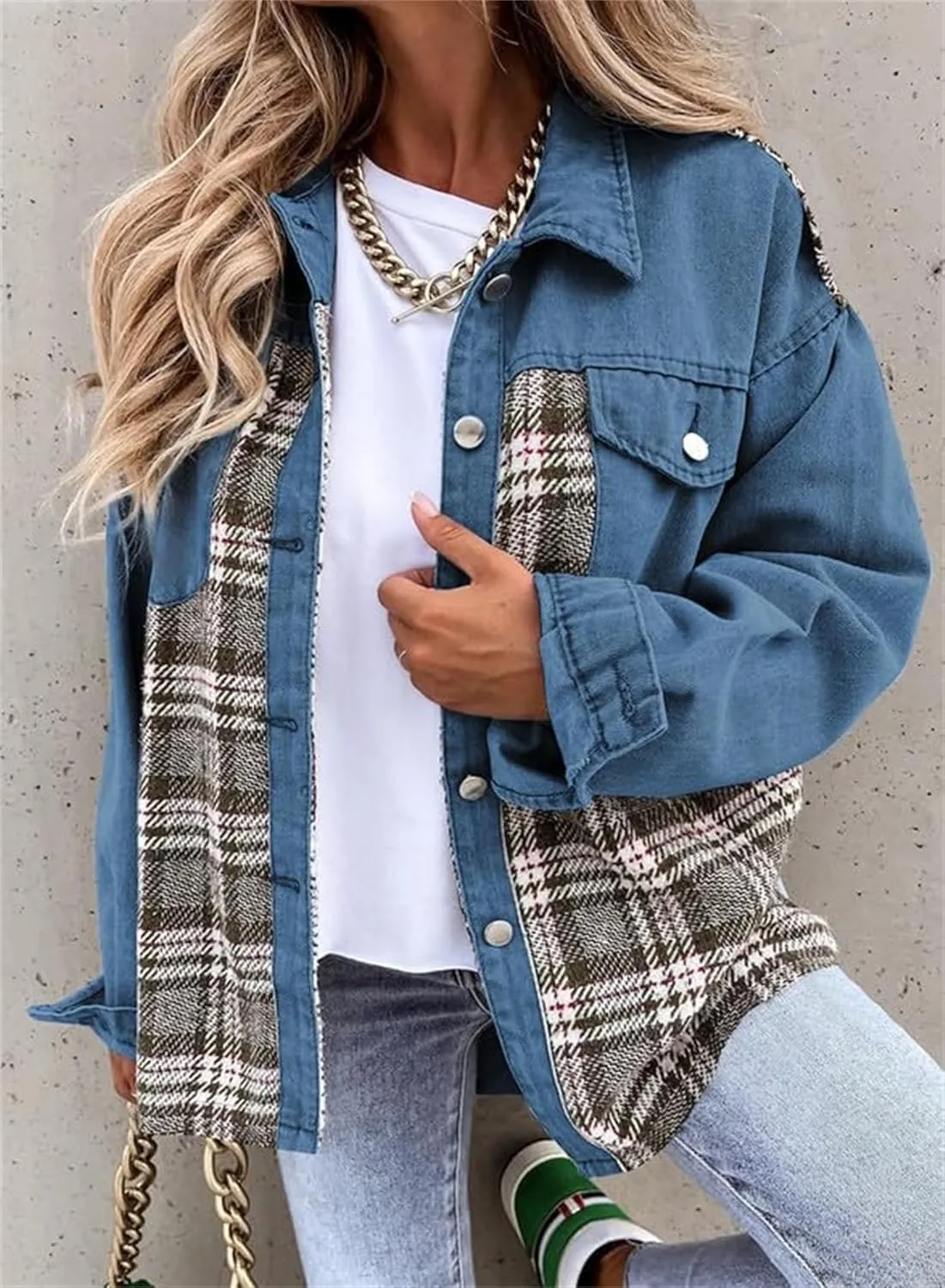 Women's Oversized Denim Jacket Button Up Frayed Hem Shacket Long Sleeve Lapel Plaid Shirt Jacket Boyfriend Jean Jacket
