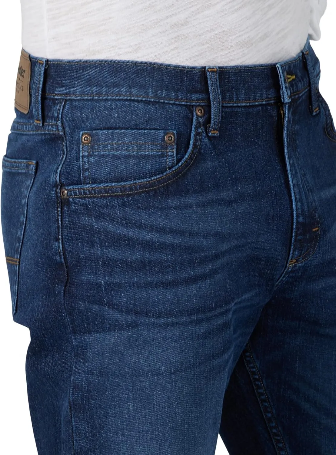 Wrangler Authentics Men's Athletic Fit Stretch Jean