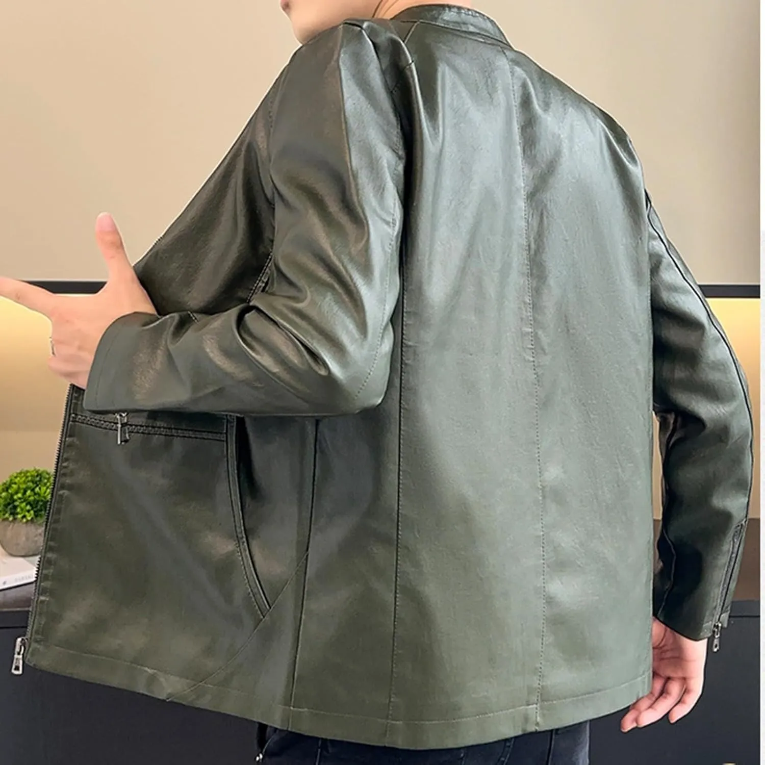 Xiaojmake Men's Leather Biker Jacket Quilted Cafe Racer Zip Up Moto Jackets Vintage Leather Motorcycle Jackets Stylish Fall